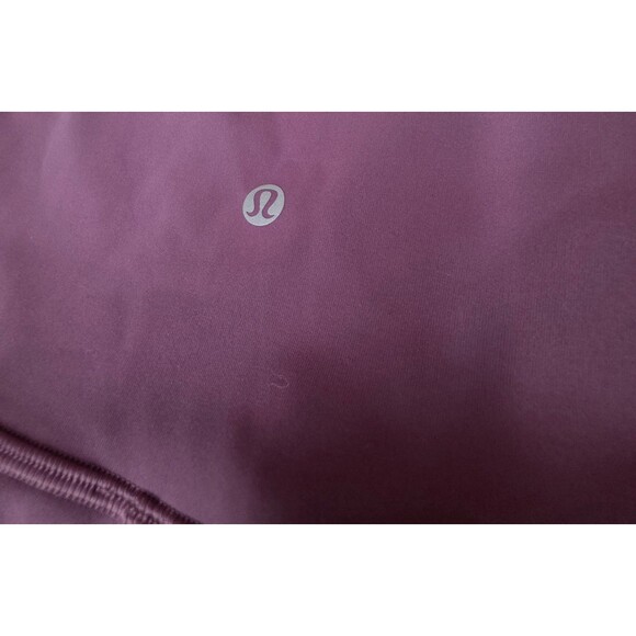 Lululemon Cropped Tulip Hem Leggings Size 8 Mesh Detail Rose Pink Activewear - Picture 8 of 12